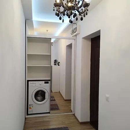 Kira Apartment Bucharest Exterior photo